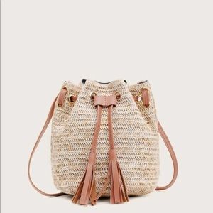 NWOT Woven Small Bucket Bag